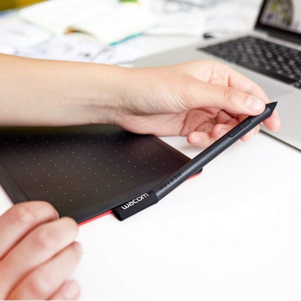 WACOM One by CTL-672/K0-CX Medium 8.5-inch x 5.3-inch Graphic Tablet - Image 6